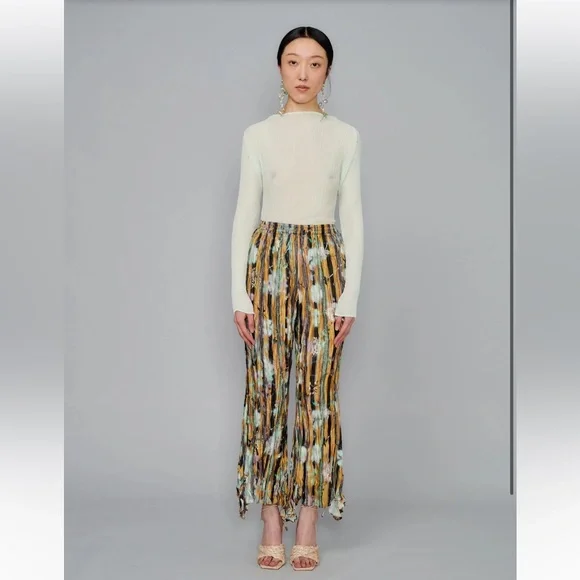 Julia Heuer Daliah Trousers in Dark Marie - Picture 2 of 15